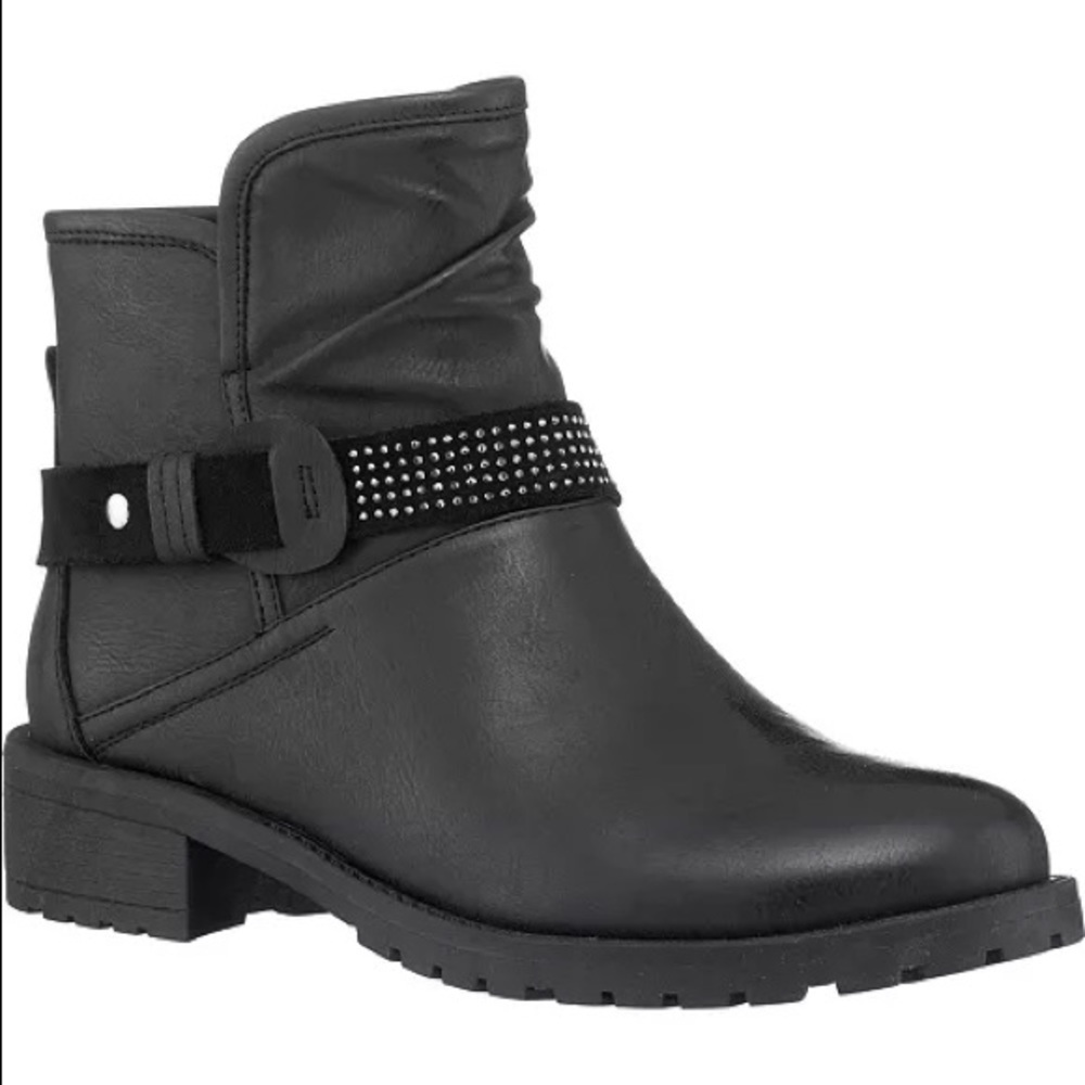 GC Shoes Black Moto Ankle Bootie